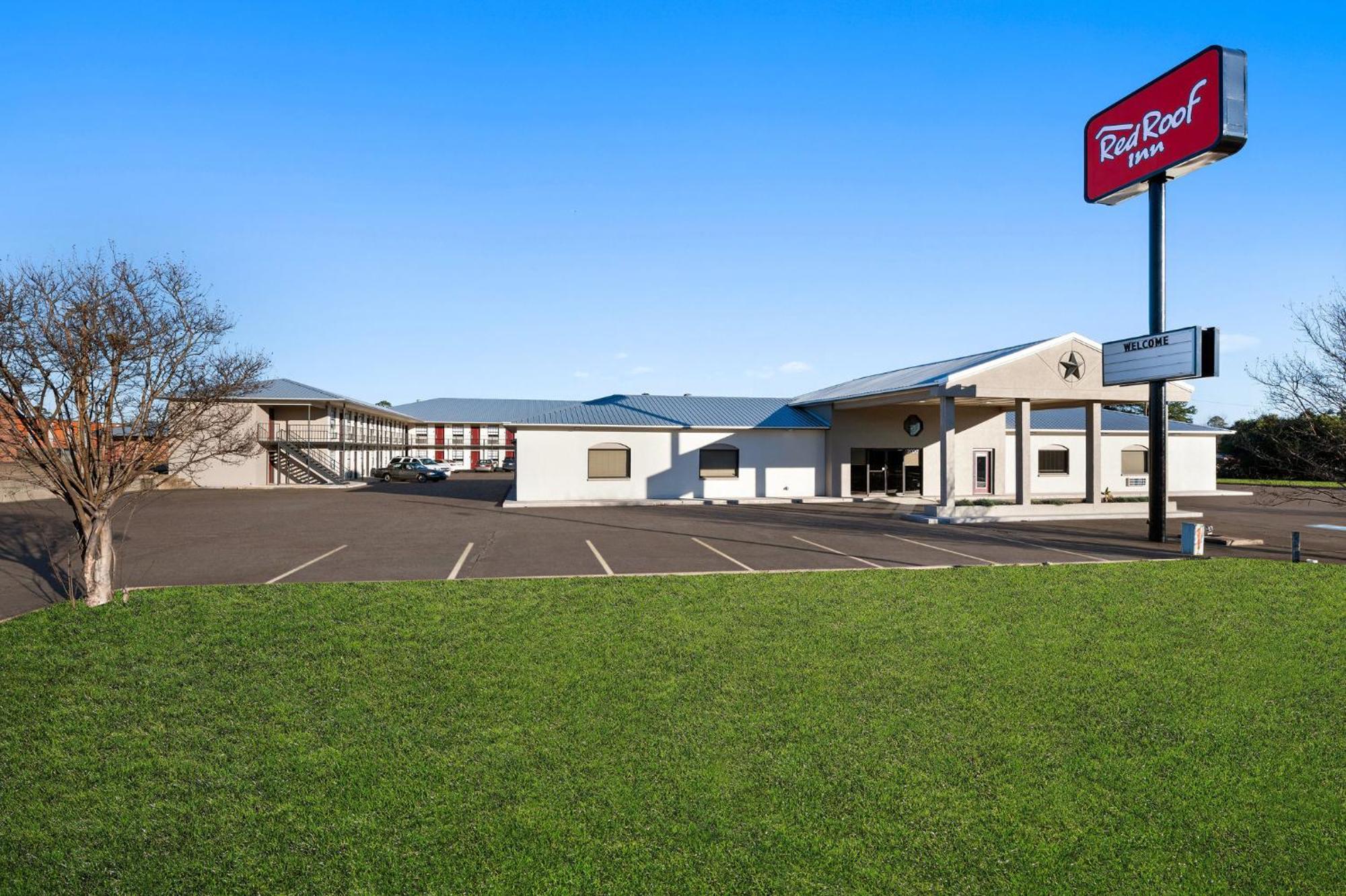 Red Roof Inn Nacogdoches Exterior photo