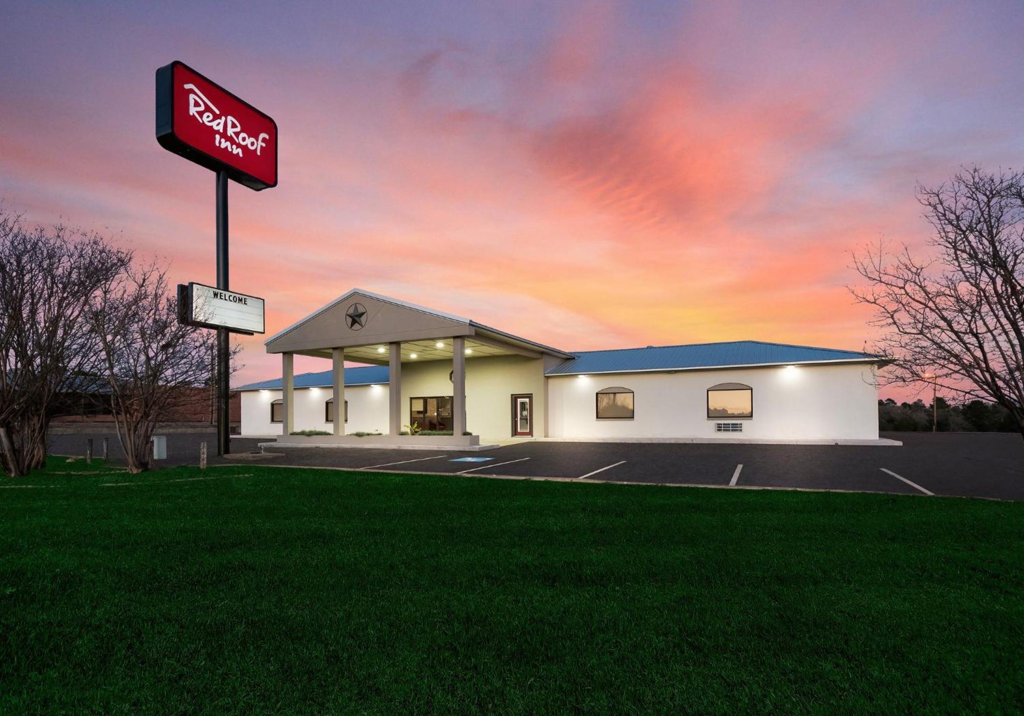 Red Roof Inn Nacogdoches Exterior photo